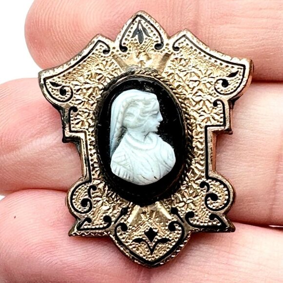 Antique Womans Brooch Pin 10K Rose Gold Shell Cameo Taile D' Epargne Victorian - Picture 2 of 6